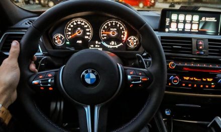 Omfattende vejhjælp fra Glad Autohjælp – vi dækker bil, MC og campingvogn